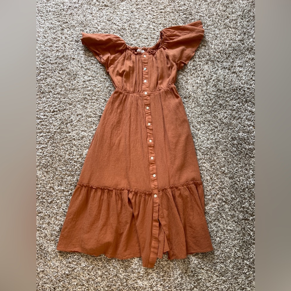 Women’s dress